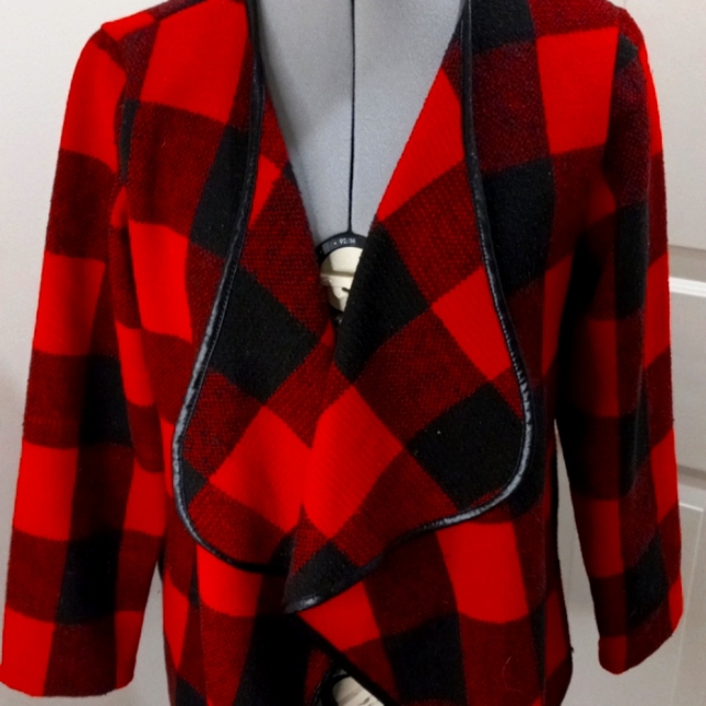 Red plaid blazer wrap Size S/M